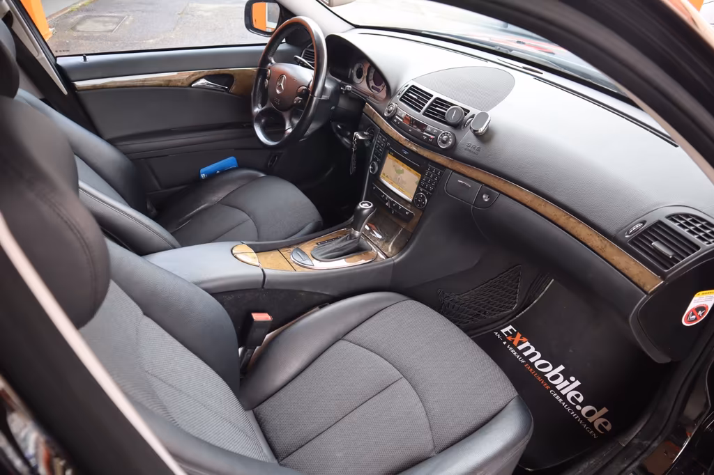 Mercedes-Benz E 280