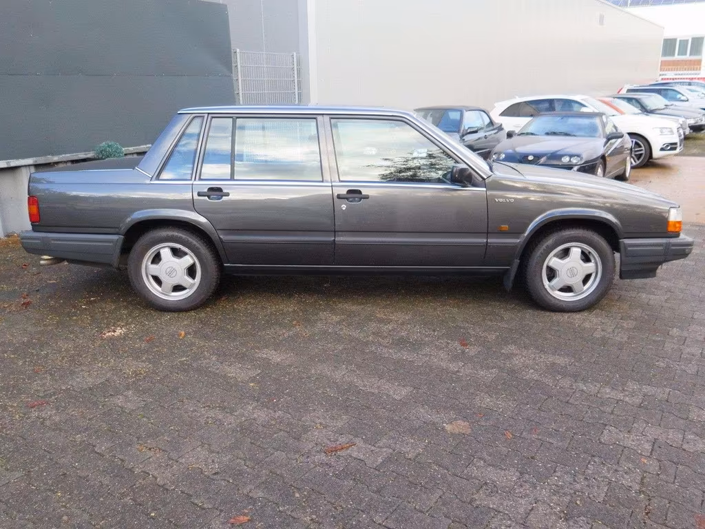 Volvo 740