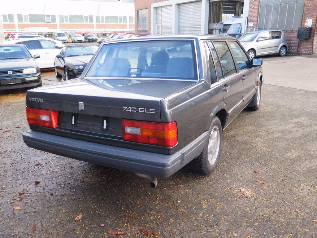 Volvo 740