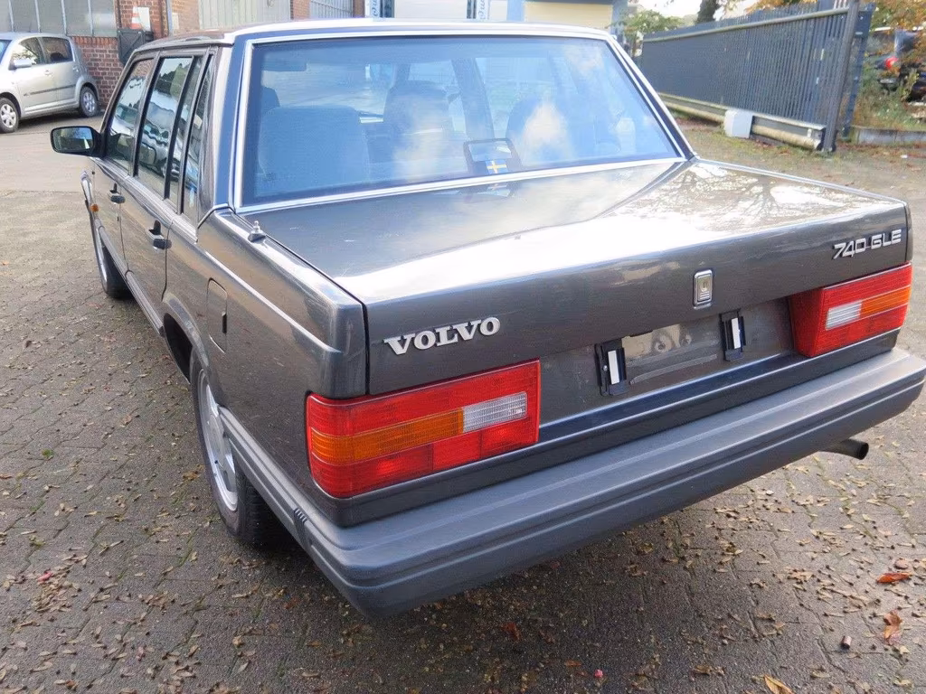 Volvo 740