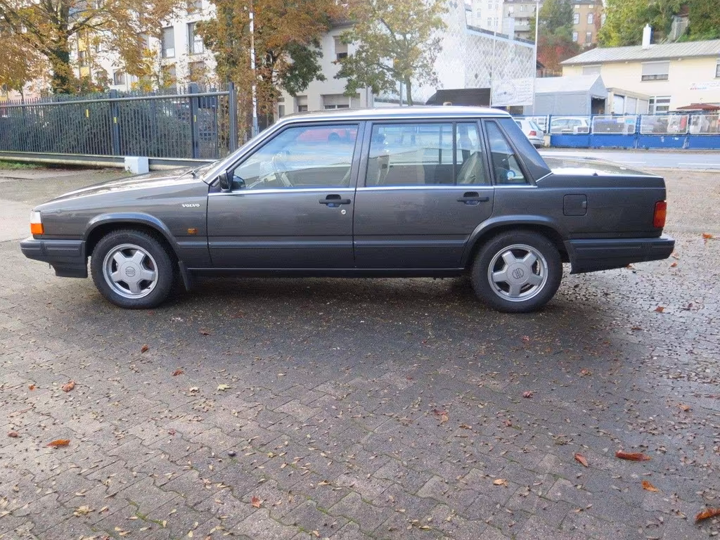 Volvo 740