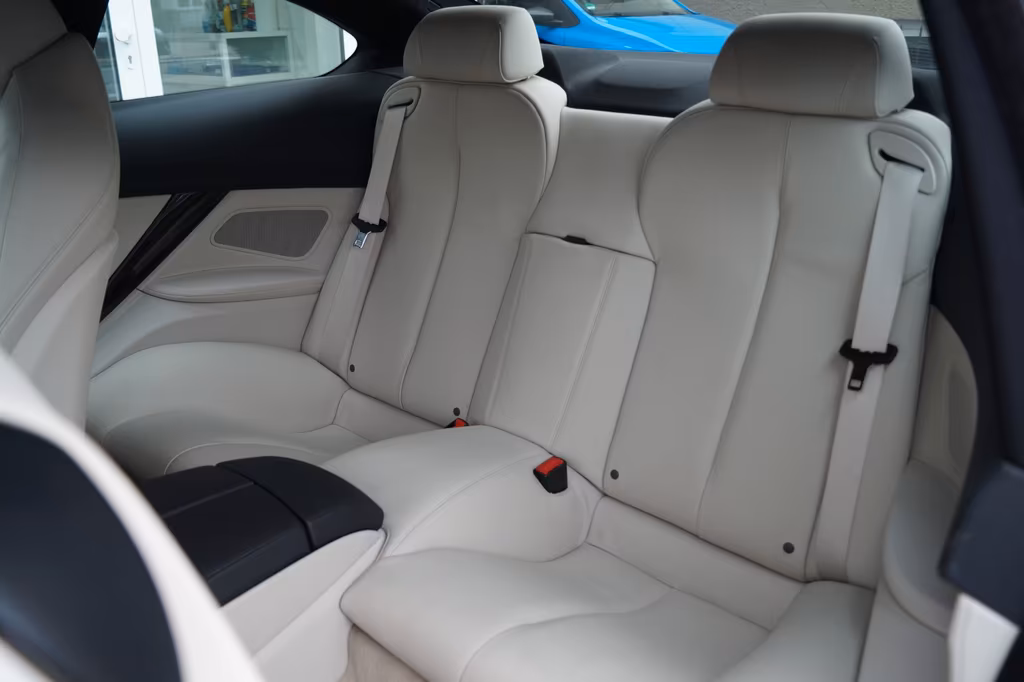 BMW 650