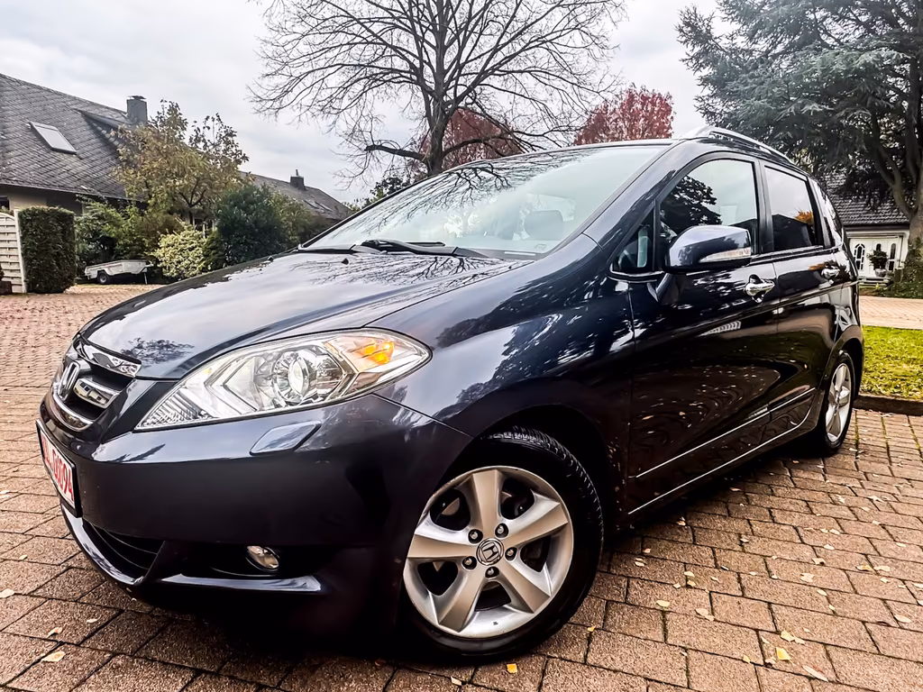 Honda FR-V