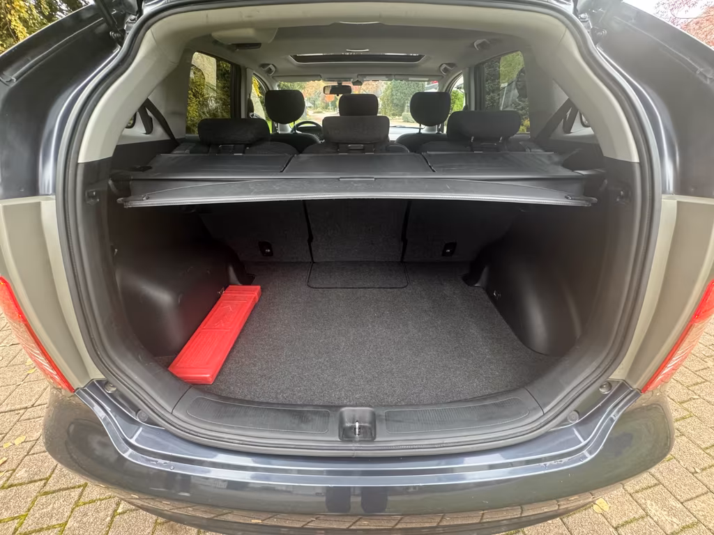 Honda FR-V