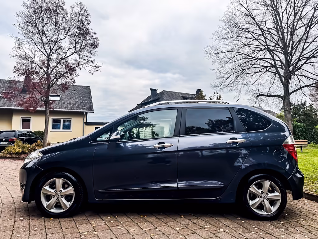 Honda FR-V