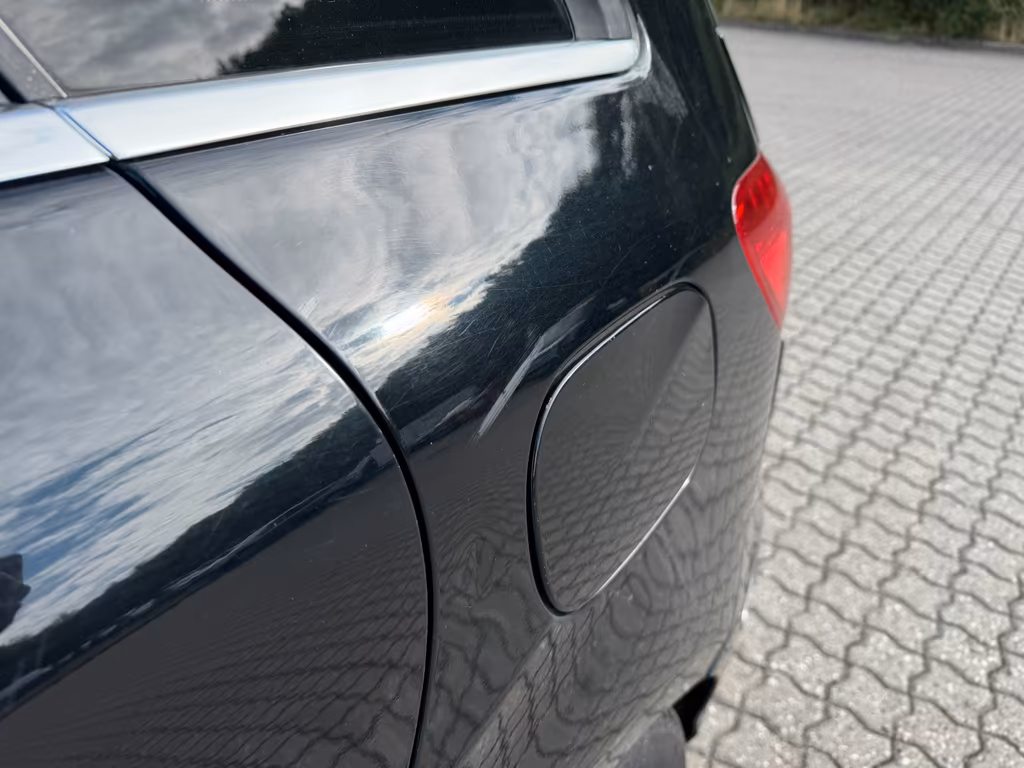 Mercedes-Benz B 220