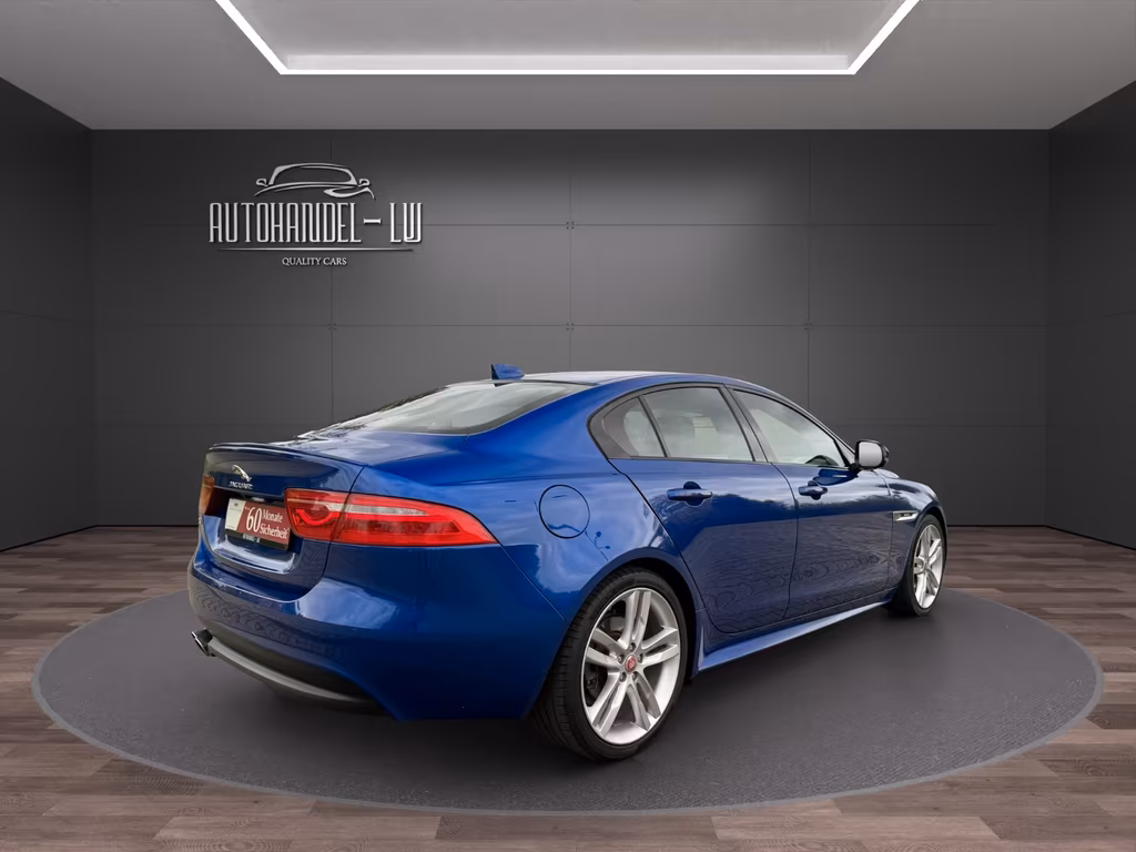 Jaguar XE