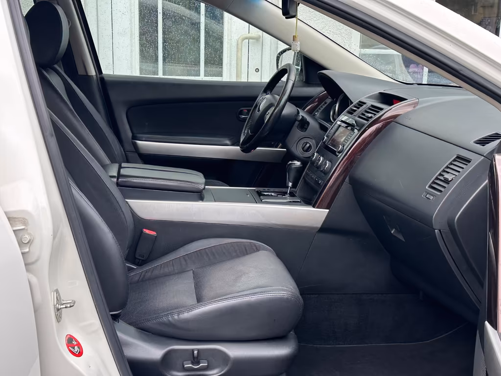 Mazda CX-9