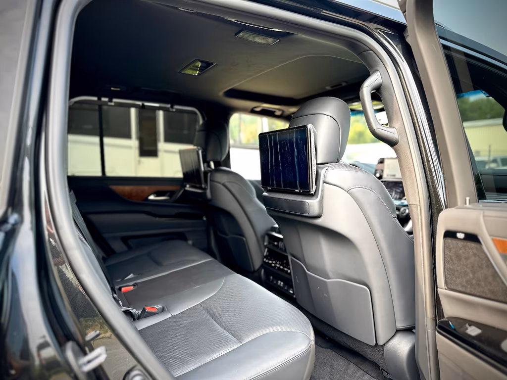Lexus LX 600