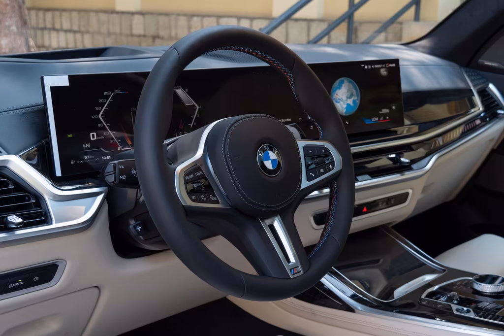 BMW X7 M60