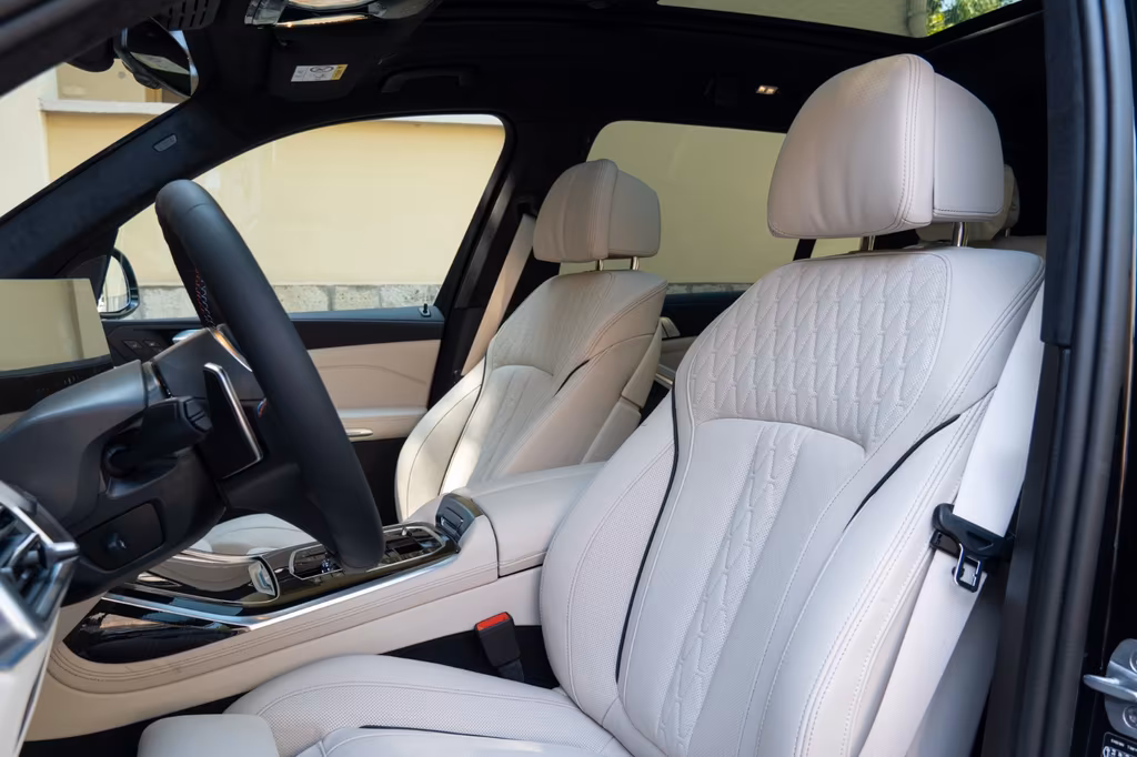 BMW X7 M60
