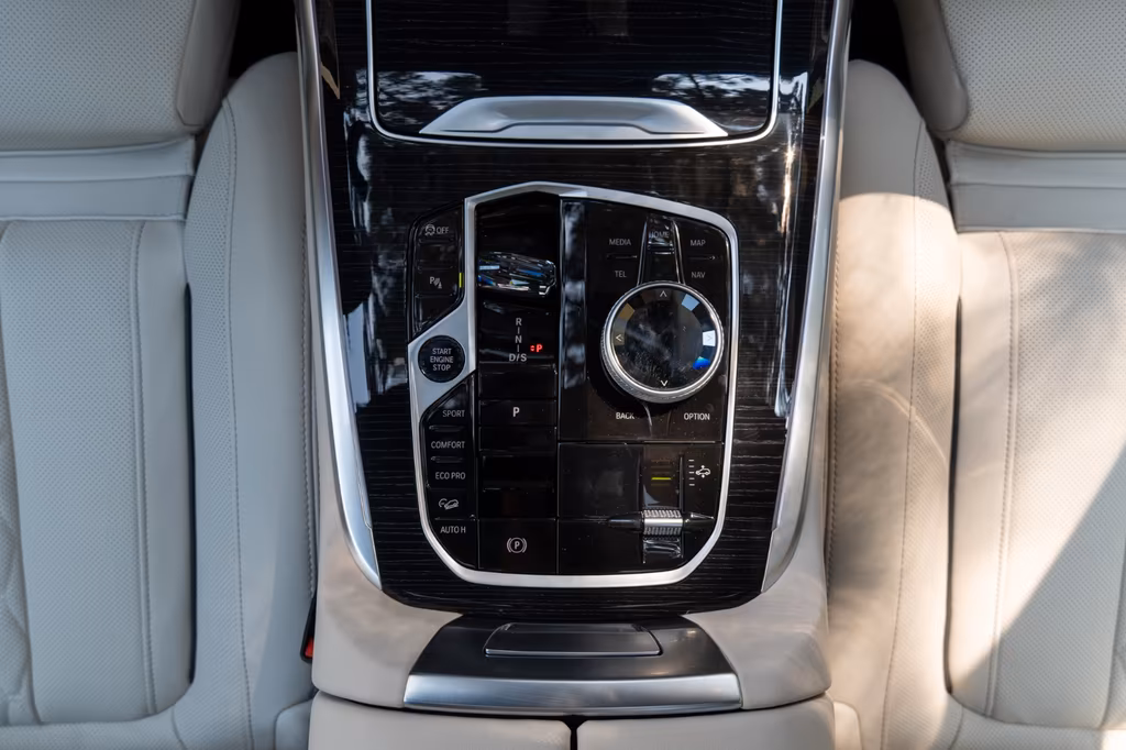 BMW X7 M60