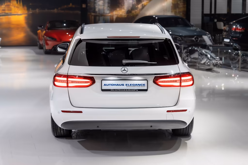 Mercedes-Benz E 400