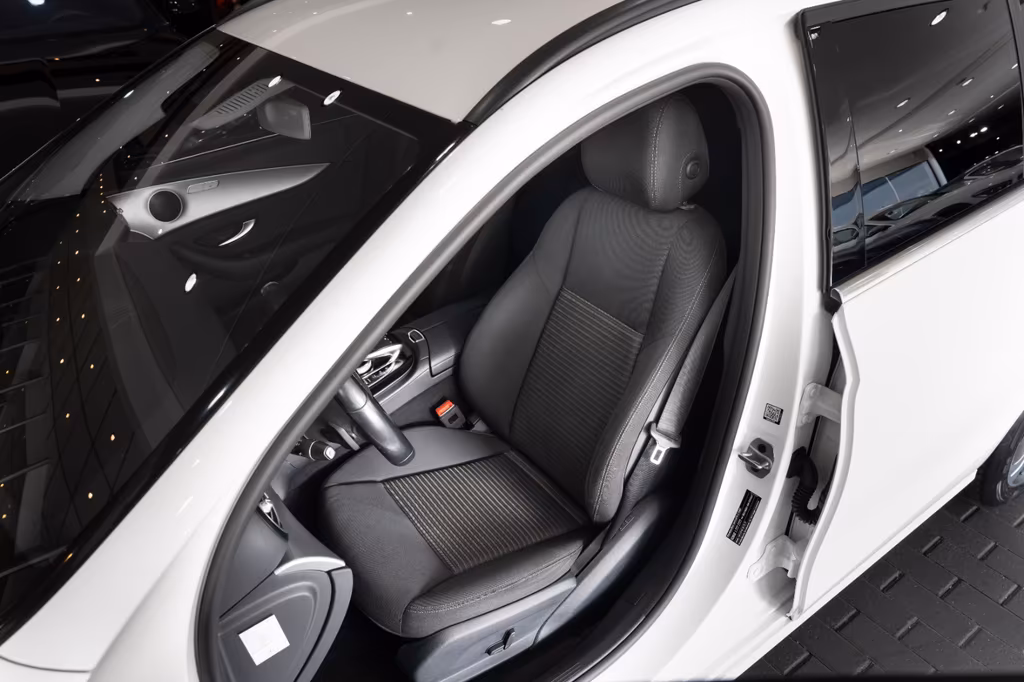 Mercedes-Benz E 400