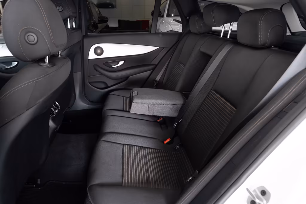 Mercedes-Benz E 400