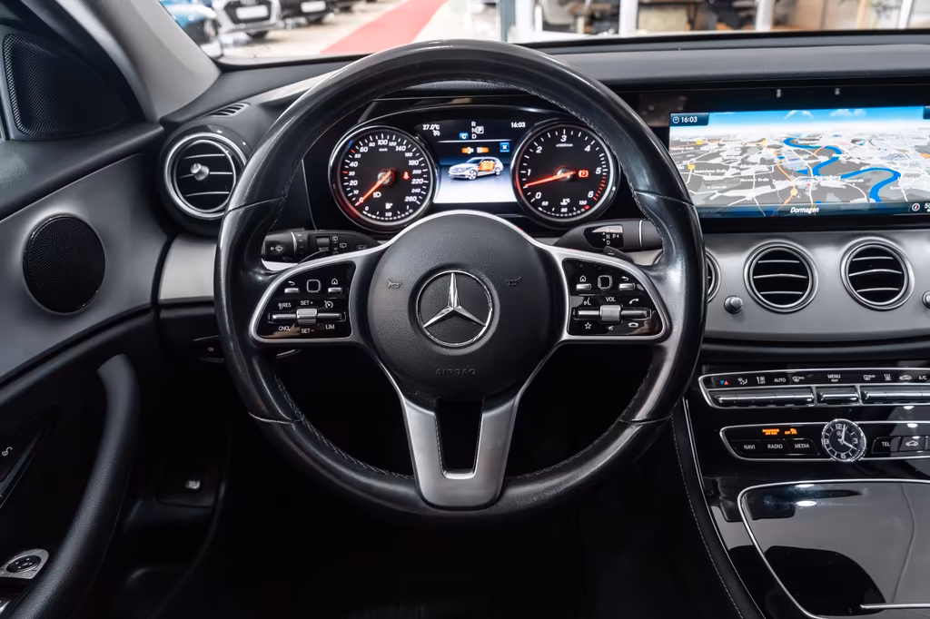 Mercedes-Benz E 400