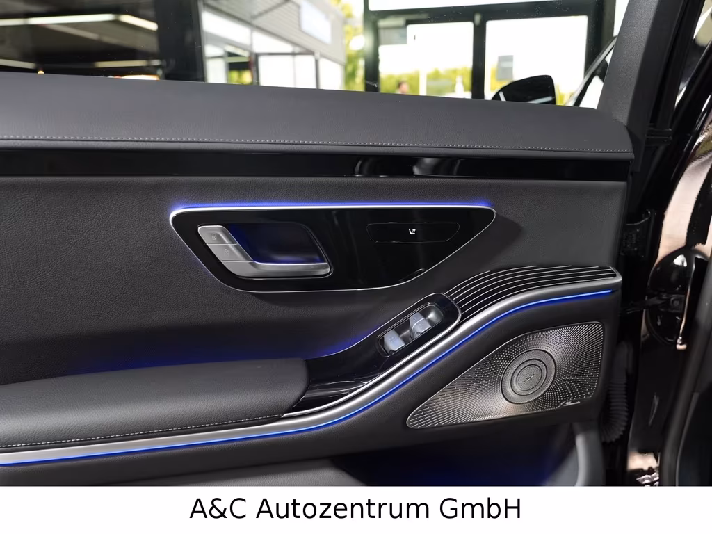 Mercedes-Benz S 400