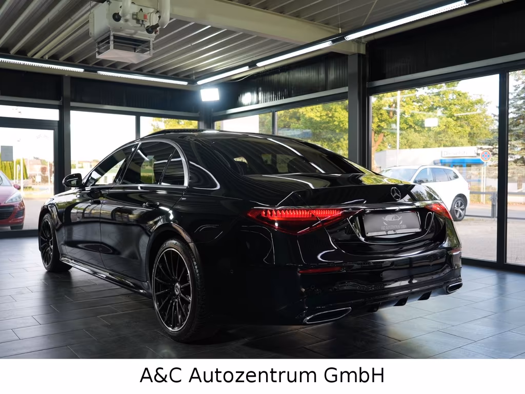 Mercedes-Benz S 400