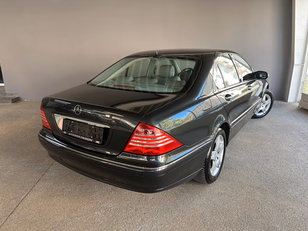 Mercedes-Benz S 320