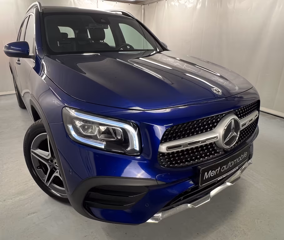 Mercedes-Benz GLB 220