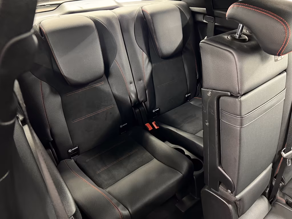 Mercedes-Benz GLB 220