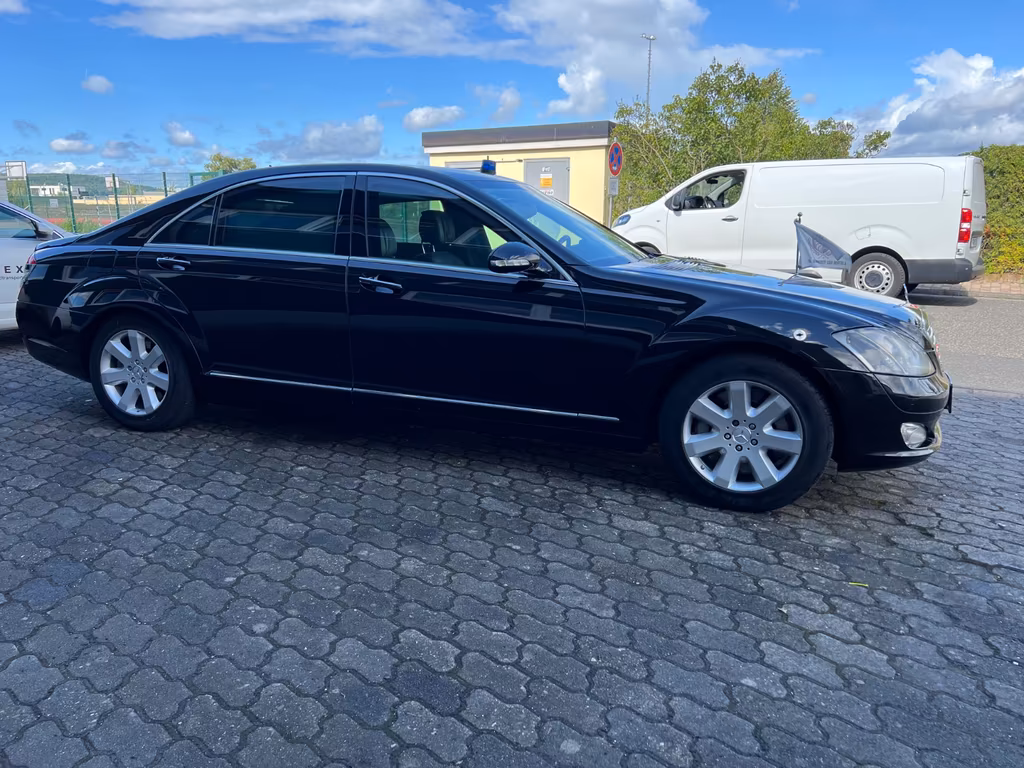 Mercedes-Benz S 600