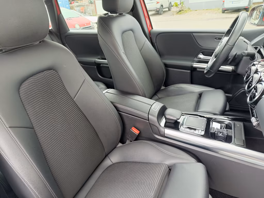 Mercedes-Benz B 250
