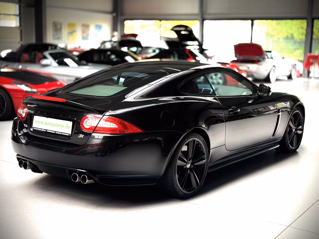 Jaguar XKR