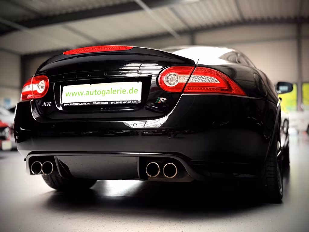 Jaguar XKR