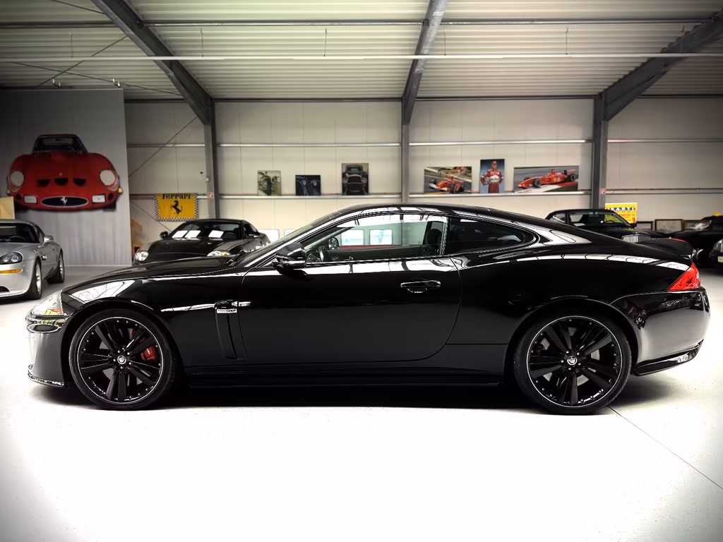 Jaguar XKR