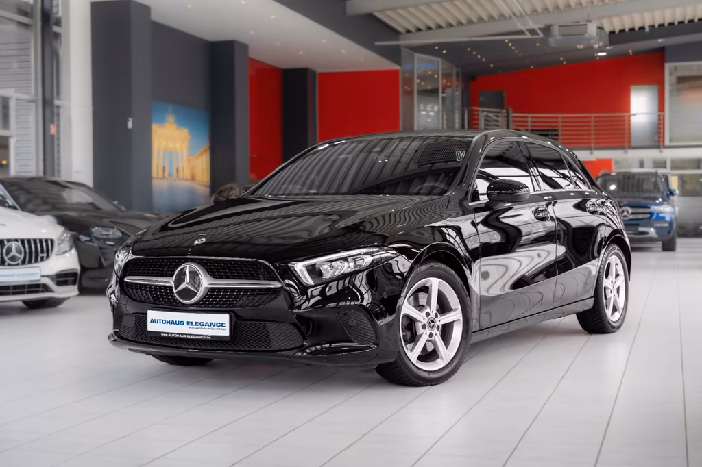 Mercedes-Benz A 220