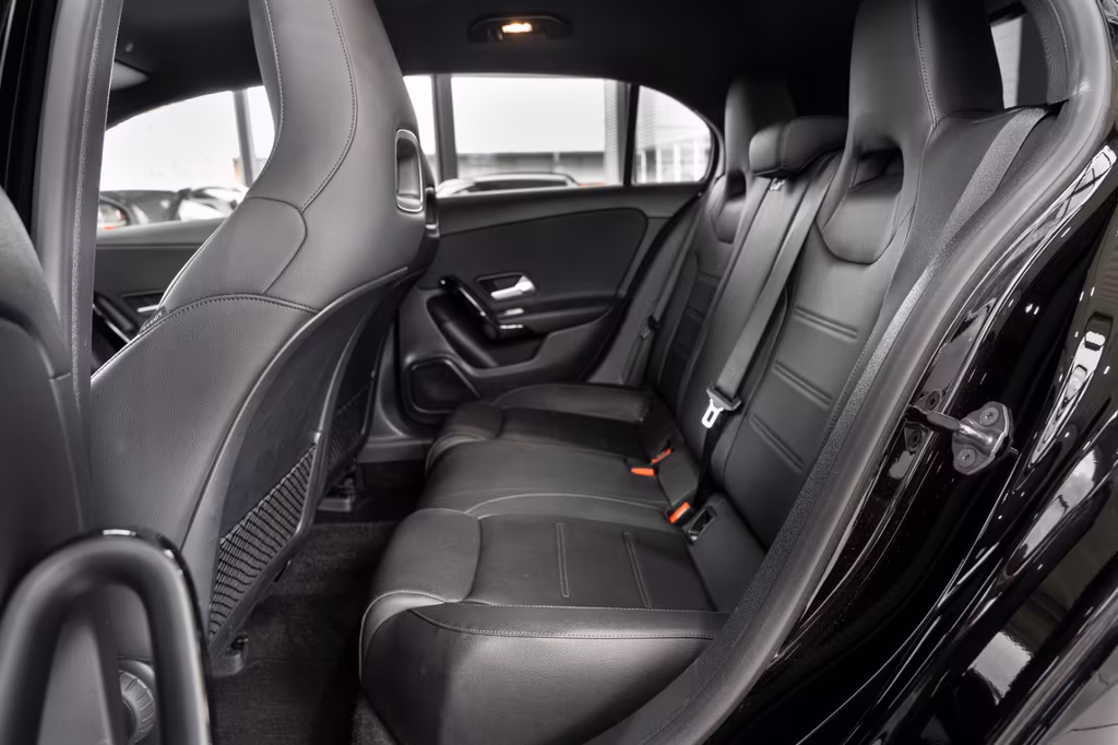 Mercedes-Benz A 220