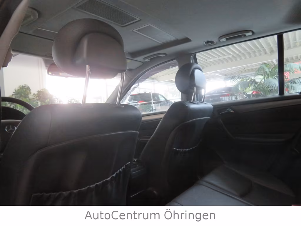 Mercedes-Benz C 240