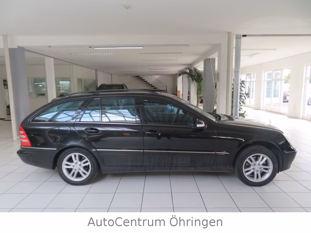 Mercedes-Benz C 240