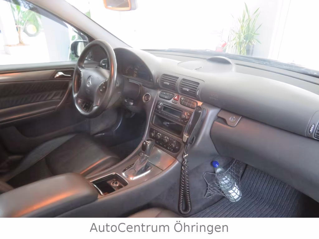 Mercedes-Benz C 240