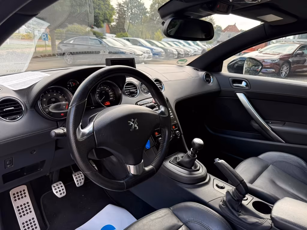 Peugeot RCZ