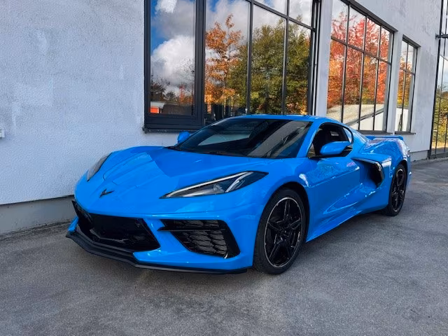 Corvette C8