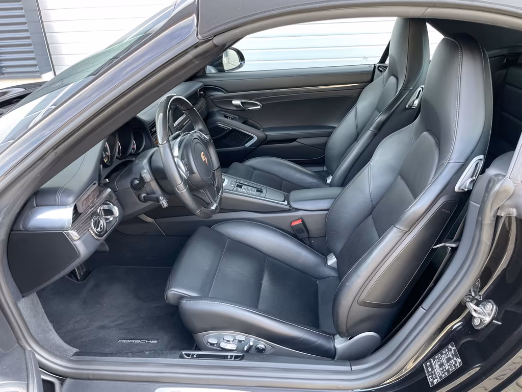 Porsche 991