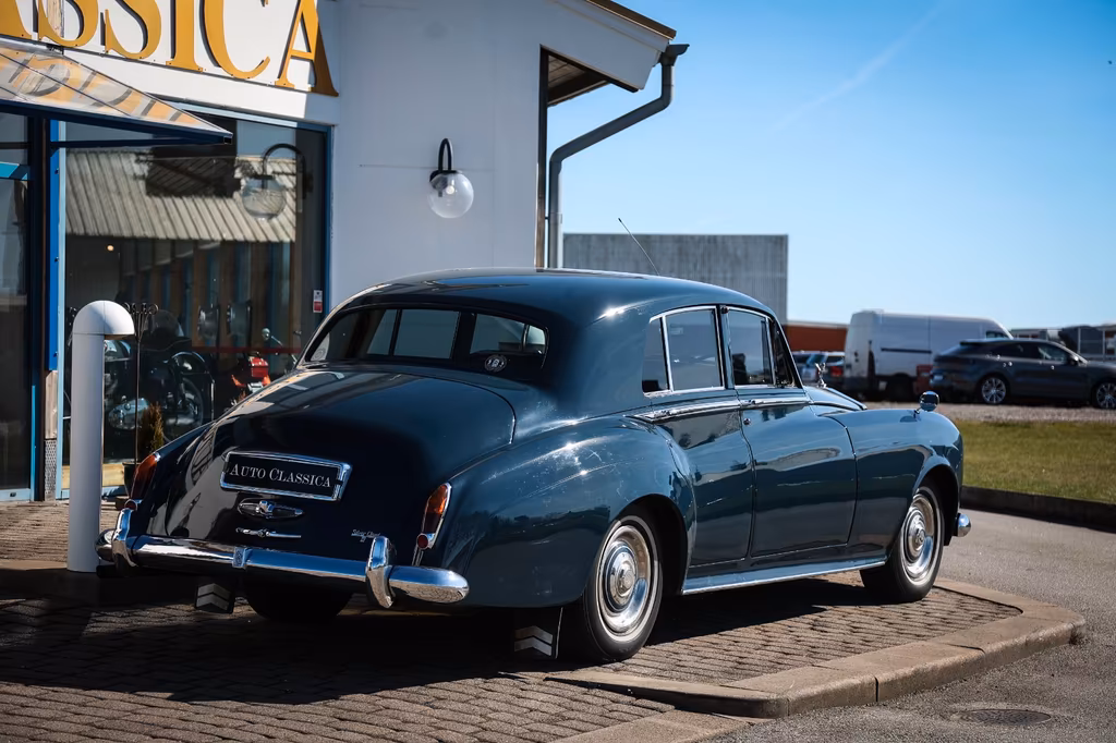 Rolls-Royce Silver Cloud