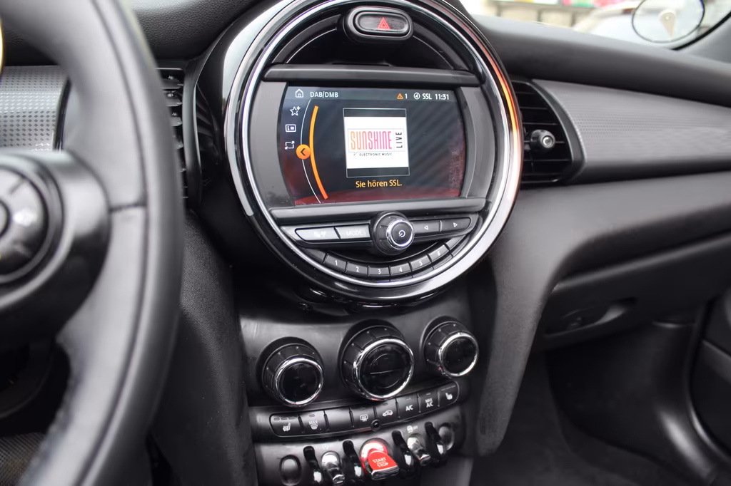 MINI Cooper Cabrio