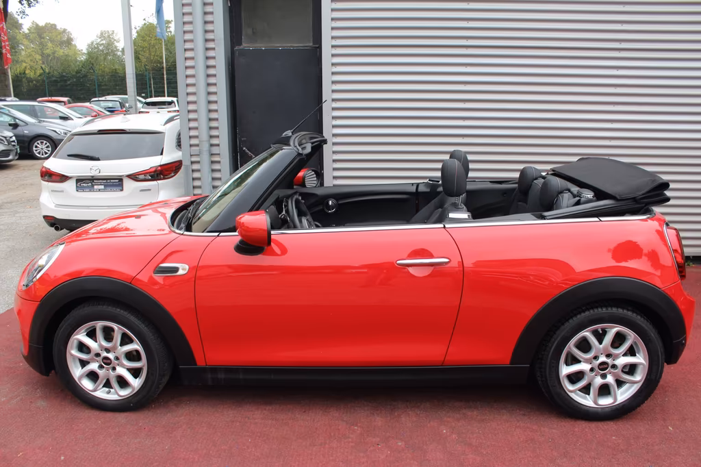 MINI Cooper Cabrio
