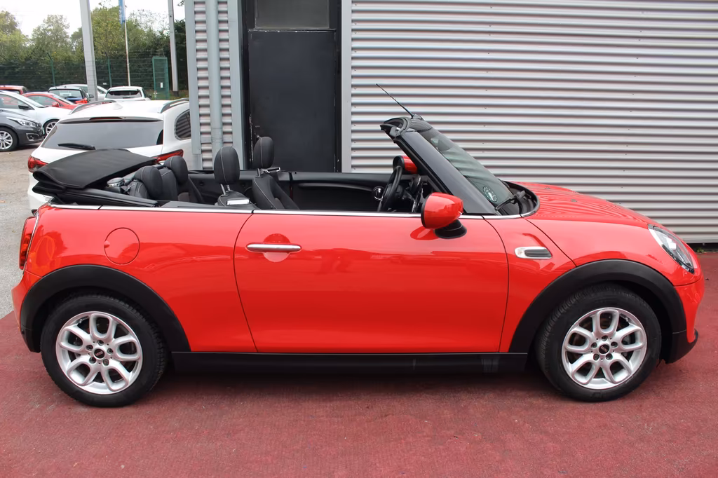 MINI Cooper Cabrio