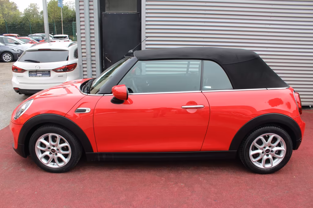 MINI Cooper Cabrio