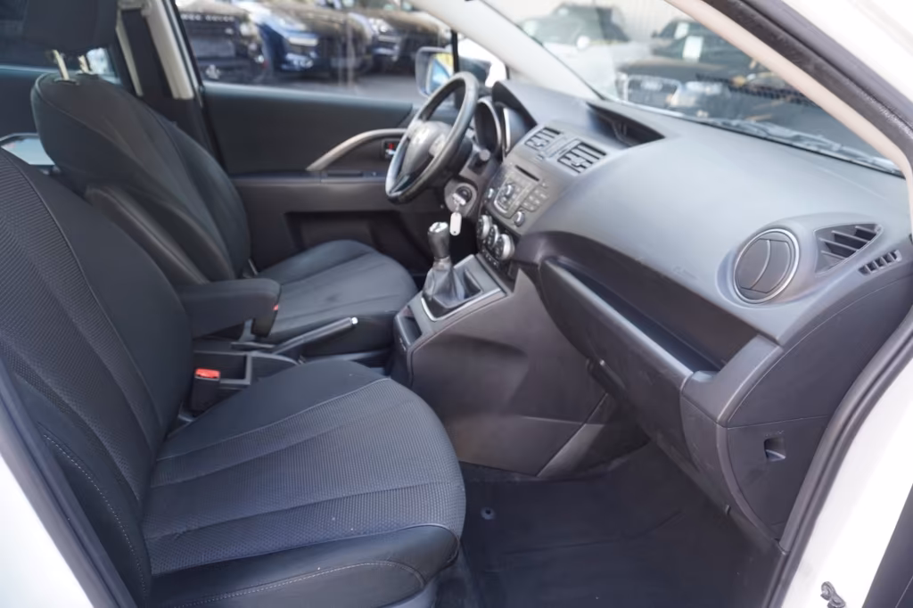Mazda 5