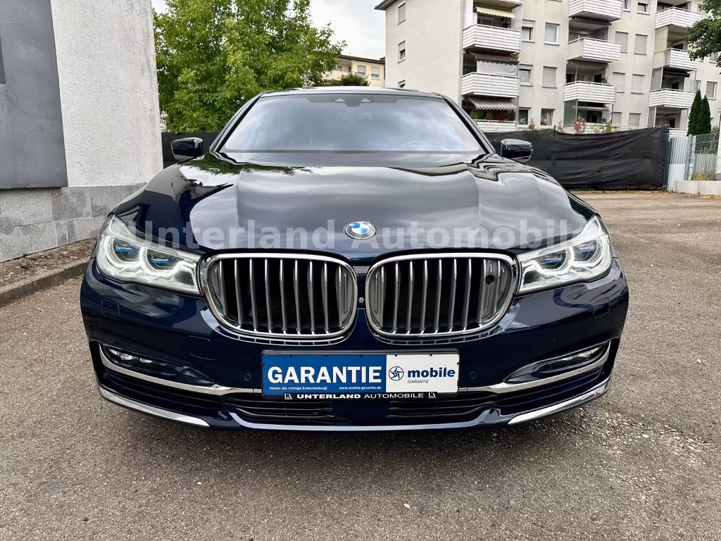 BMW M760