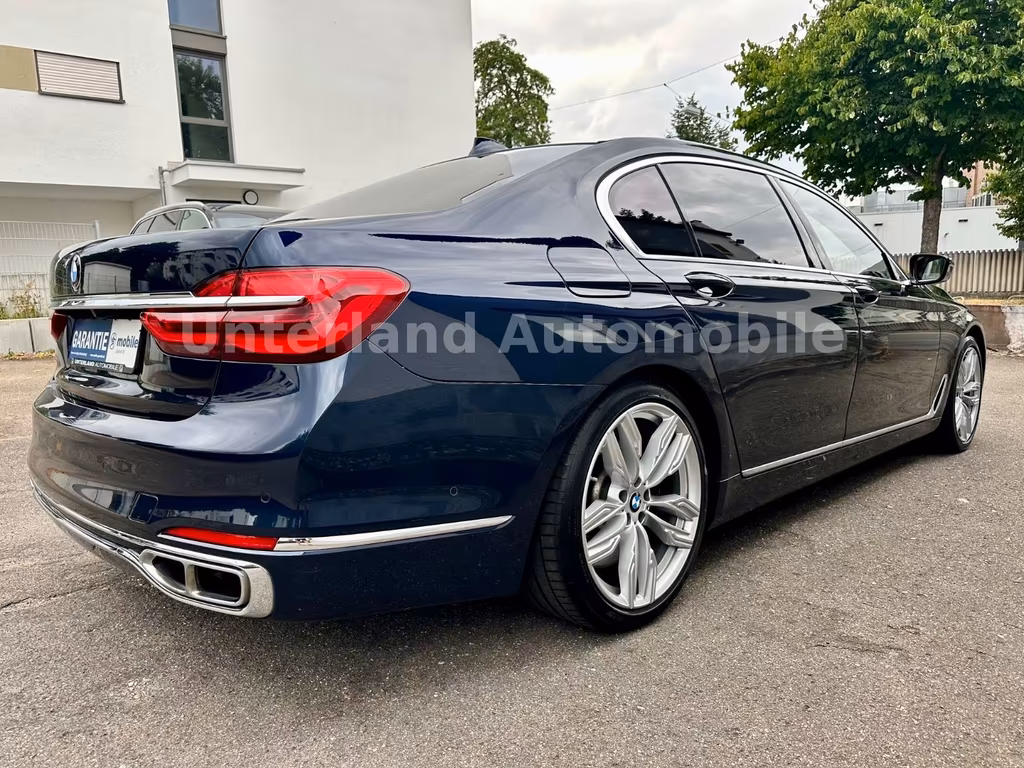 BMW M760