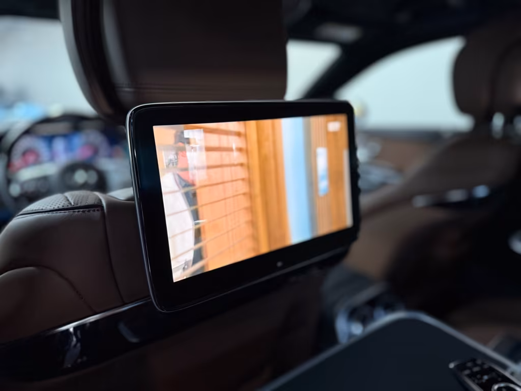 Mercedes-Benz S 600