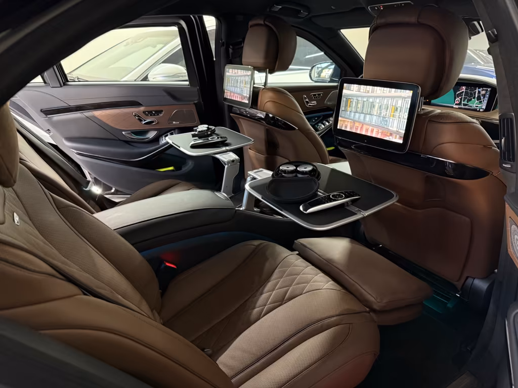 Mercedes-Benz S 600