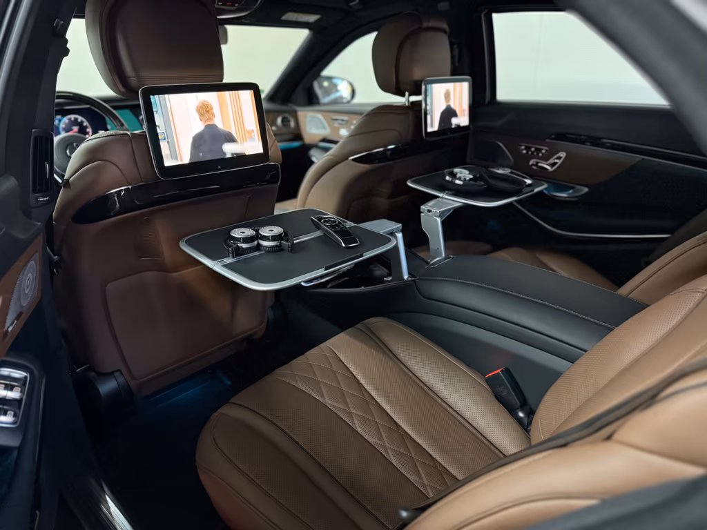 Mercedes-Benz S 600