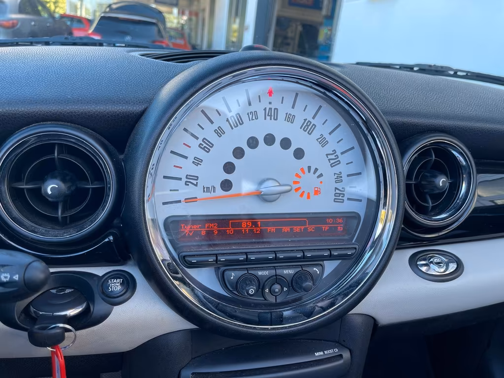 MINI Cooper Cabrio